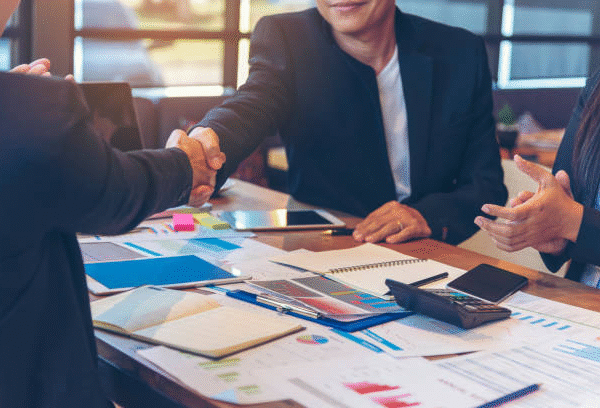 Inside Insurance Outsourcing: How Companies Improve Efficiency at Scale